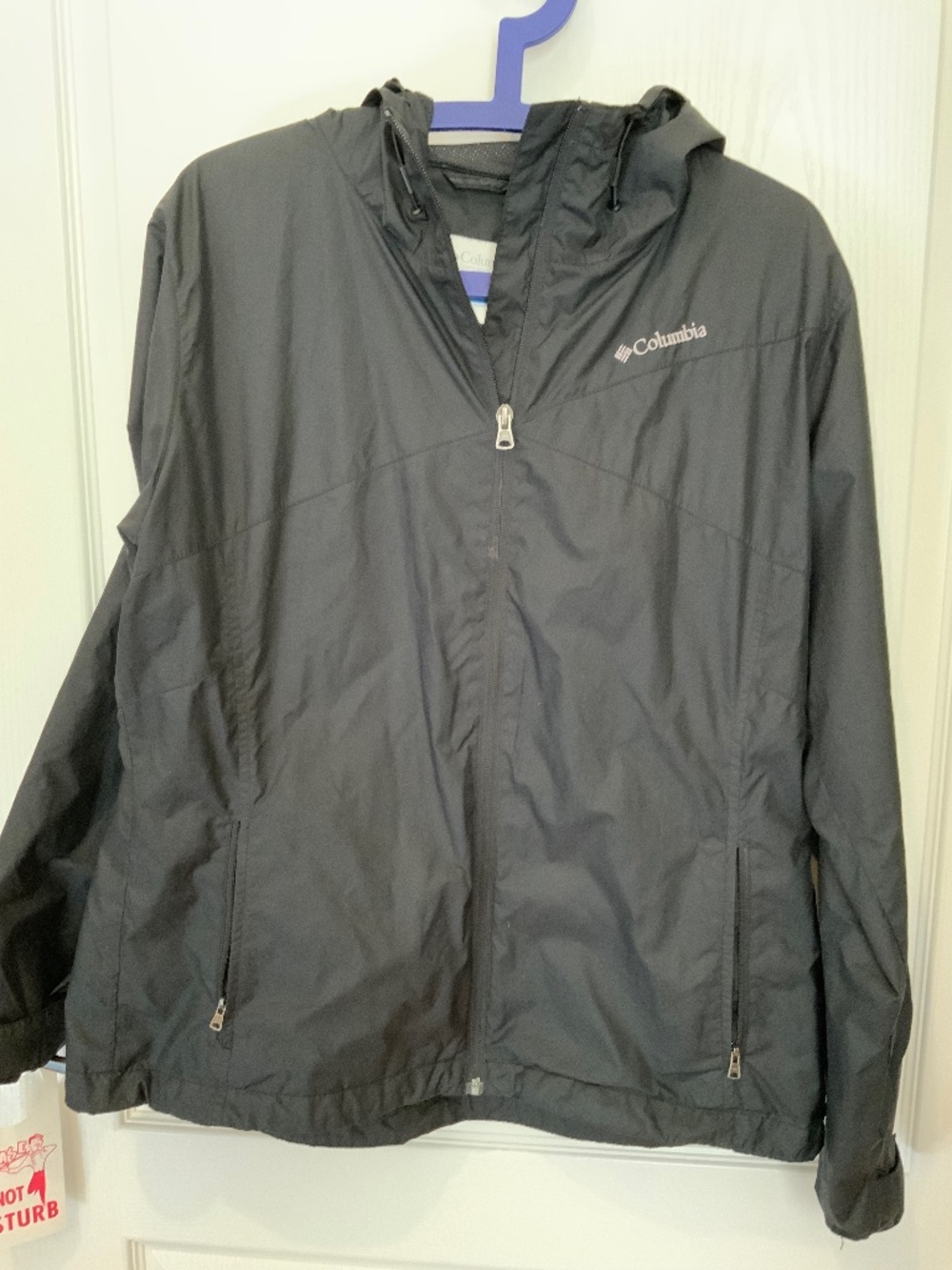 Black Columbia Rain Jac, Hood, High Collar, Zip Pockets,Tie Pull, Snug Wrists XL